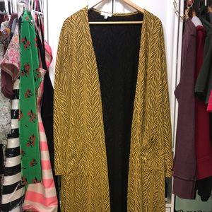 LulaRoe Long “duster” sweater